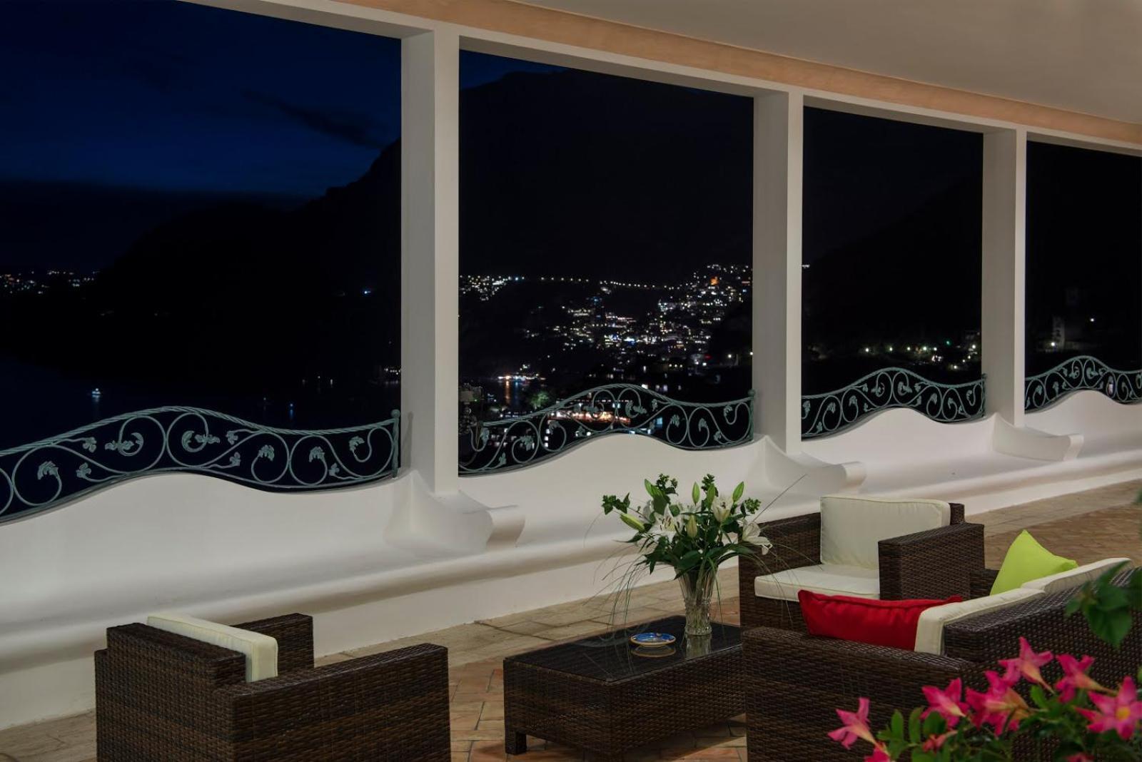 Villa Santa Chiara Positano Suites Exterior photo